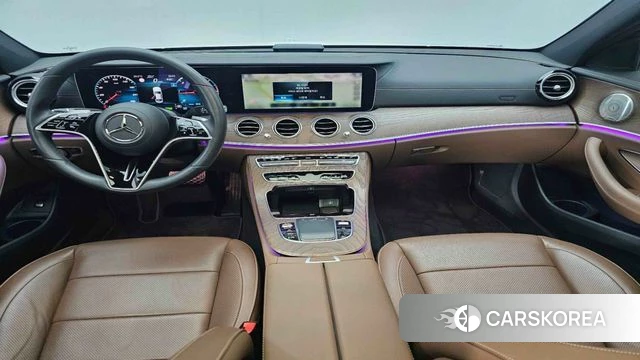 Mercedes-Benz E-Class W213 2023 Белый из Кореи, фото 5