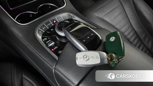 Mercedes-Benz S-Class W222 2018 Черный из Кореи, фото 5