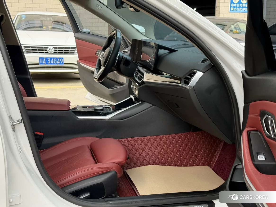 BMW 3 series 2022 Белый из Китая, фото 5