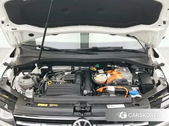 Volkswagen Tiguan L PHEV 2021 Белый из Китая, фото 5
