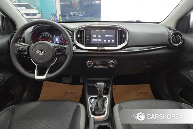 Kia Yi Ran 2018 Белый из Китая, фото 5