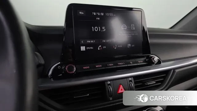 Kia The New K3 2nd generation 2023 Белый из Кореи, фото 5