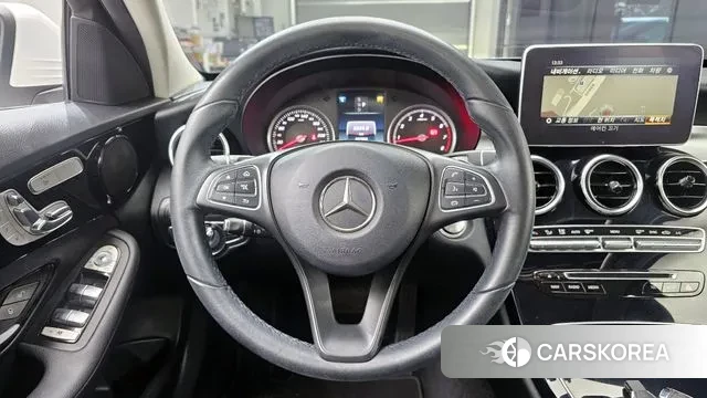 Mercedes-Benz C-Class W205 2018 Белый из Кореи, фото 5