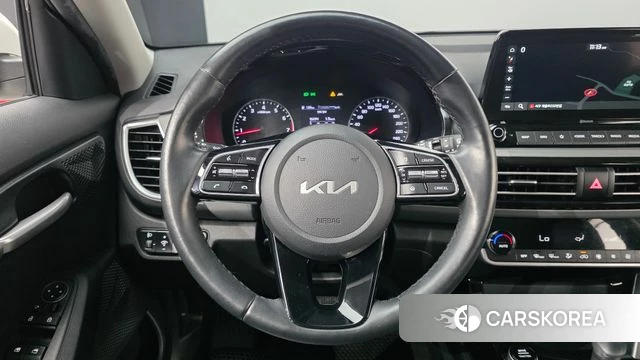 Kia Seltos 2021 Белый из Кореи, фото 5