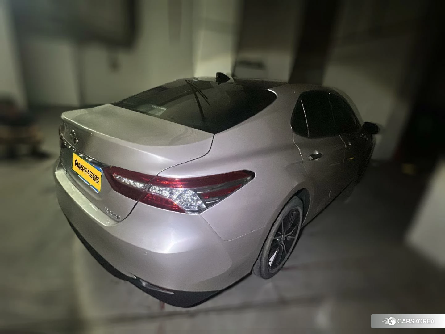 Toyota Camry 2021 Темно-серый из Китая, фото 5