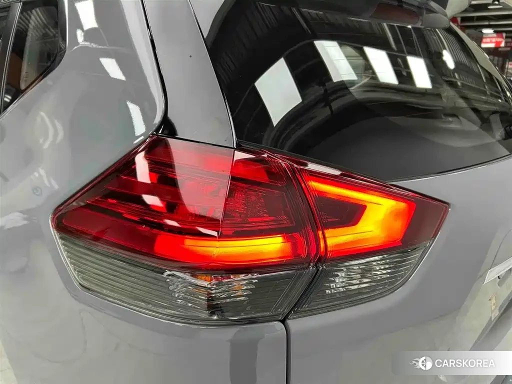 Nissan Qijun 2025 Silver/gray из Китая, фото 5