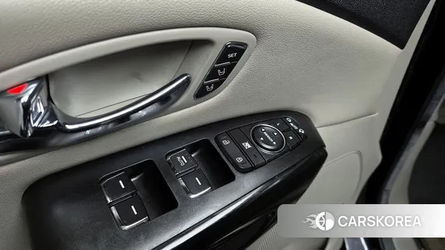 Kia The New Carnival 2018 Серый из Кореи, фото 5