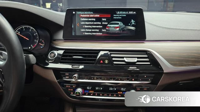 BMW 5 Series (G30) 2018 Белый из Кореи, фото 5