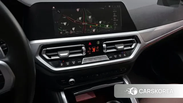 BMW 4 Series (G22) 2023 Серебристо-серый из Кореи, фото 5