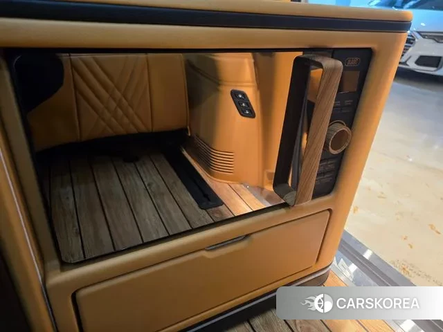 Kia The New Carnival 4th Generation 2024 Серебристо-серый из Кореи, фото 5