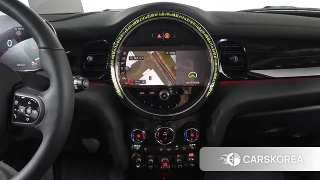 Mini Cooper 2023 Серебряный из Кореи, фото 5