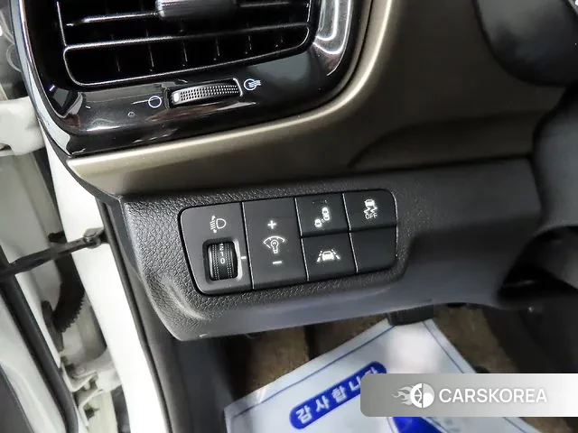 Kia Stonic 2019 Белый из Кореи, фото 5