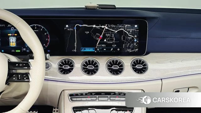 Mercedes-Benz E-Class W213 2022 Белый из Кореи, фото 5