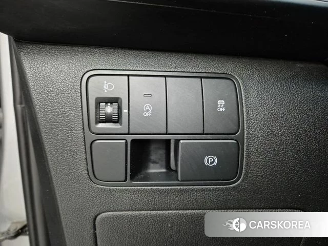 Hyundai Staria 2022 Серебряный из Кореи, фото 5