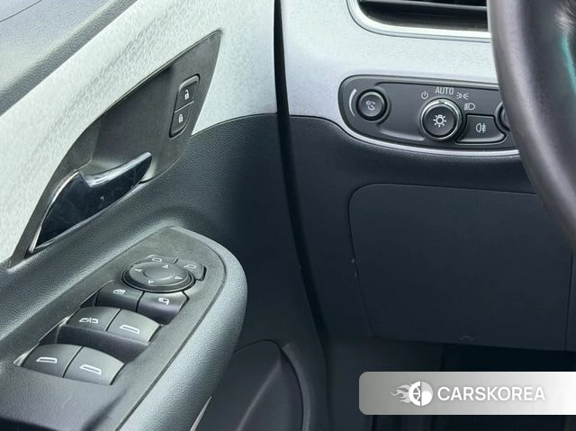 Chevrolet (GM Daewoo) Bolt EV 2018 Белый из Кореи, фото 5
