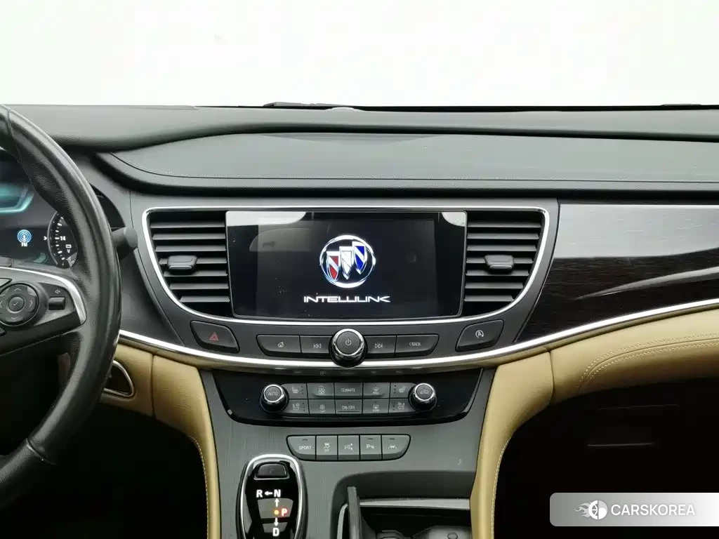 Buick Lacrosse 2018 Red/purple из Китая, фото 5