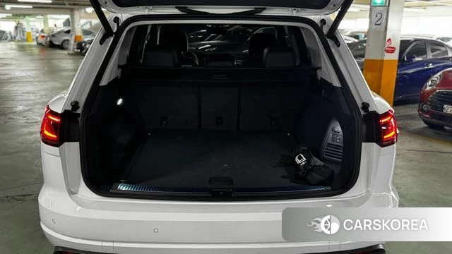 Volkswagen Touareg 3rd generation 2026 Белый из Кореи, фото 5