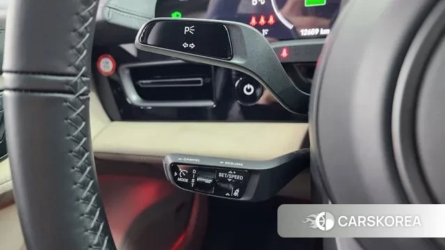 Porsche Taycan 2025 Черный из Кореи, фото 5