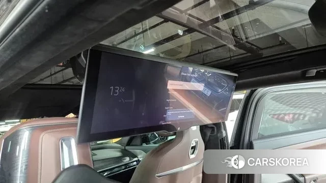 BMW 7 Series (G70) 2023 Черный из Кореи, фото 5