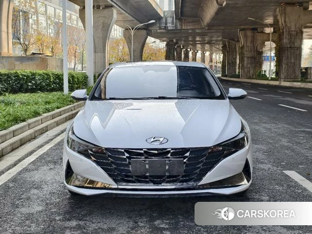 Hyundai Elantra 2022 Белый из Китая, фото 5