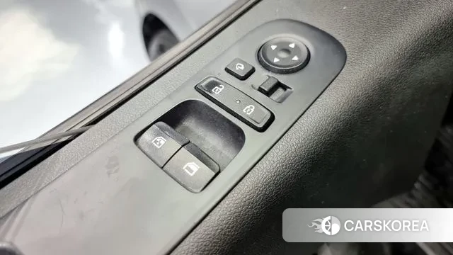 Hyundai Staria 2021 Серебряный из Кореи, фото 5