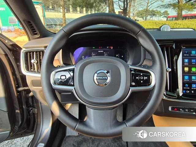 Volvo S90 2024 Песочный из Кореи, фото 5