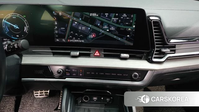 Kia Sportage 5th Generation Hybrid 2023 Белый из Кореи, фото 5
