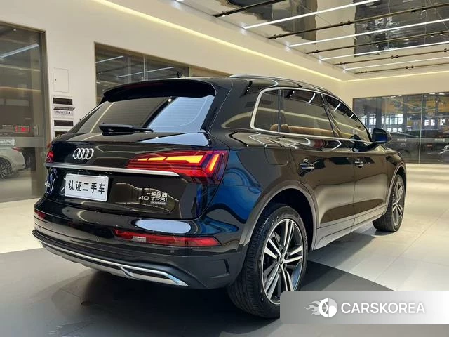 Audi Q5L 2022 Черный из Китая, фото 5