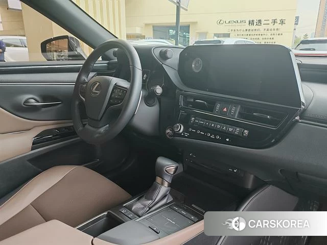 Lexus ES 2022 Серебристо-серый из Китая, фото 5