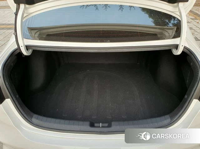 Kia The New K3 2nd generation 2022 Белый из Кореи, фото 5