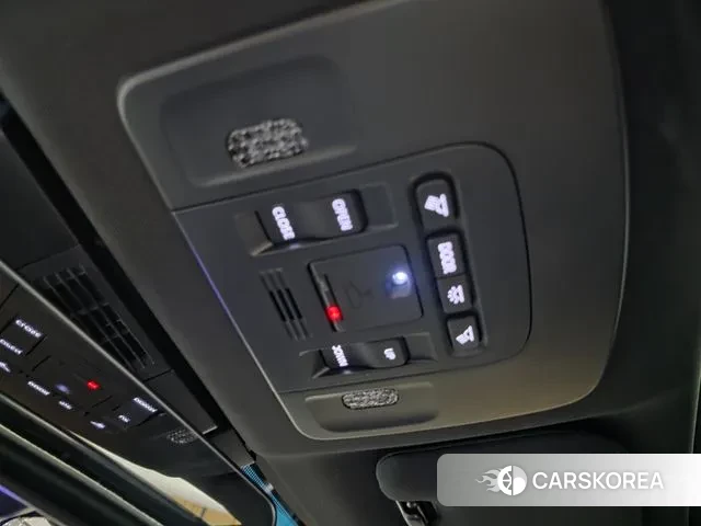 Toyota Camry (XV80) 2025 Песочный из Кореи, фото 5