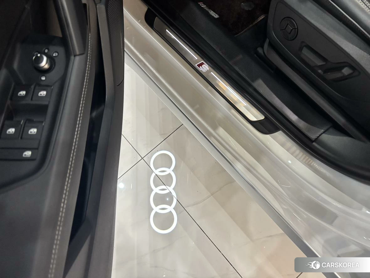 Audi A3 2023 Белый из Китая, фото 5