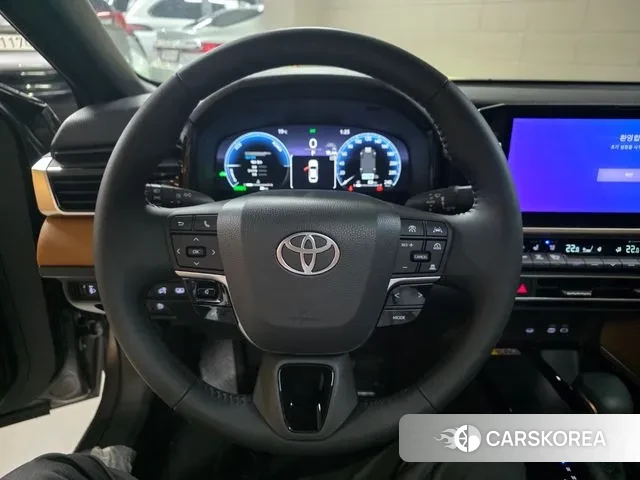 Toyota Camry (XV80) 2025 Серый из Кореи, фото 5