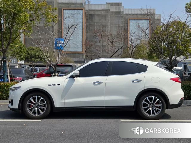 Maserati Levante 2020 Белый из Китая, фото 5