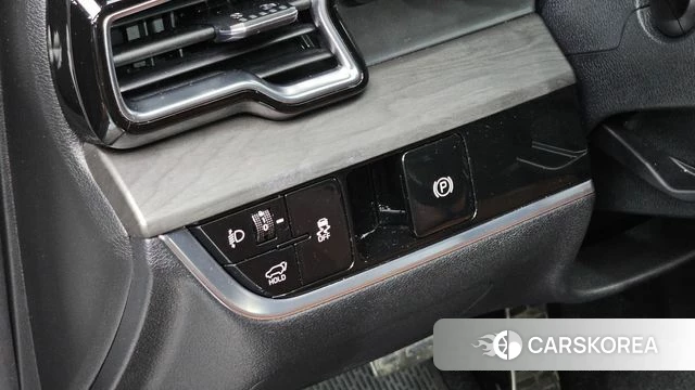 Kia Sportage 5th Generation 2023 Белый из Кореи, фото 5
