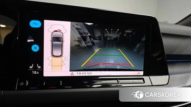 Volkswagen Golf 8th Generation 2024 Черный из Кореи, фото 5