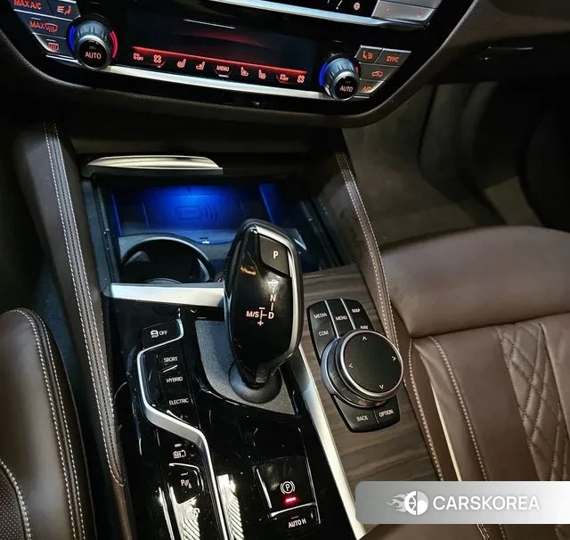 BMW 5 Series (G30) 2021 Синий из Кореи, фото 5