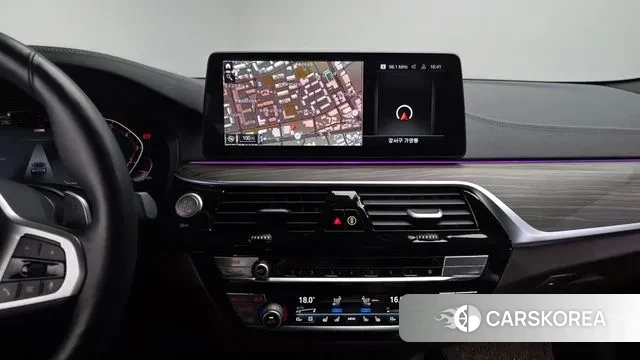 BMW 5 Series (G30) 2020 Белый из Кореи, фото 5