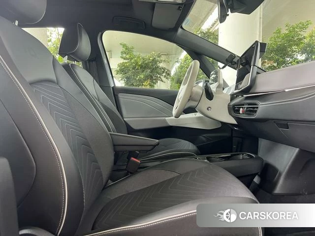 Volkswagen ID.3 2024 Темно-серый из Китая, фото 5