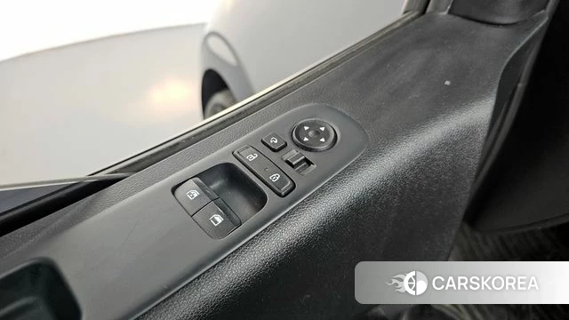 Hyundai Staria 2023 Серый из Кореи, фото 5