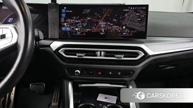 BMW i4 2023 Светло-серебряный цвет из Кореи, фото 5