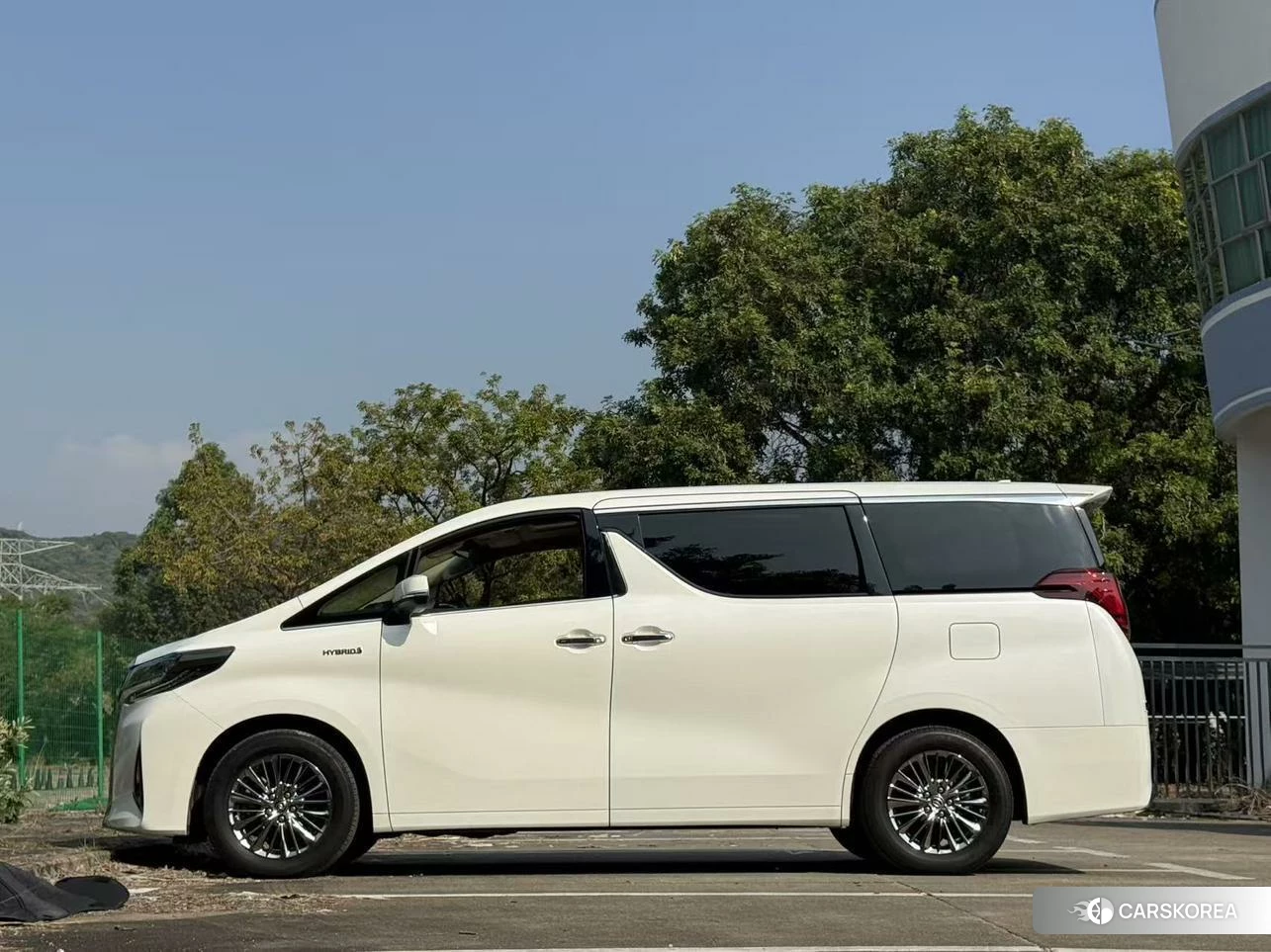 Toyota Elfa 2021 Белый из Китая, фото 5
