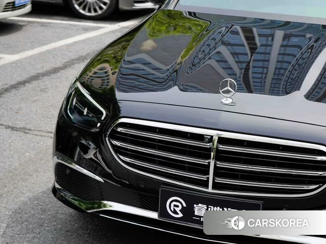 Mercedes-Benz E-class 2023 Черный из Китая, фото 5