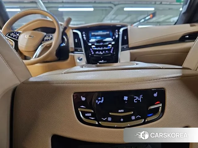 Cadillac Escalade 2018 Белый из Кореи, фото 5