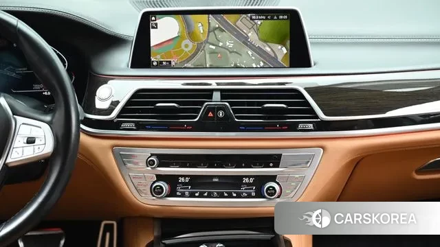 BMW 7 Series (G11) 2019 Черный из Кореи, фото 5