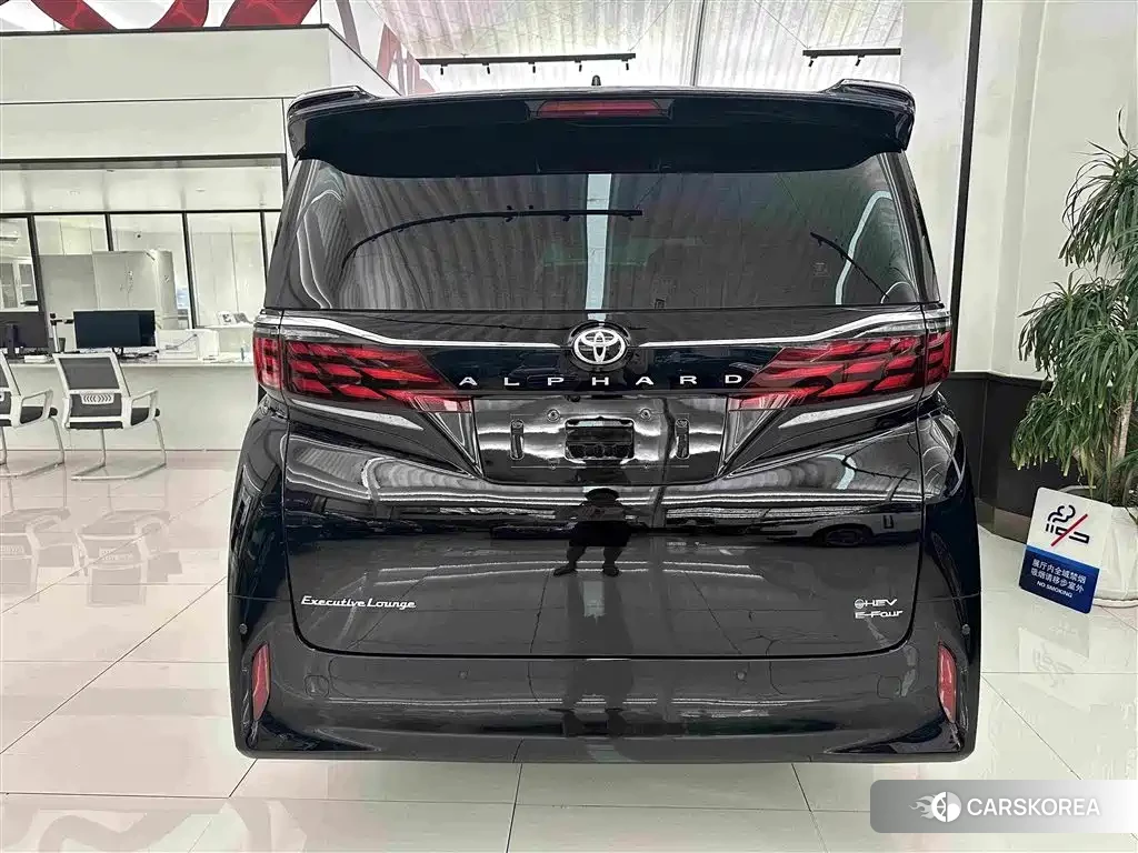 Toyota Elfa 2025 Черный из Китая, фото 5