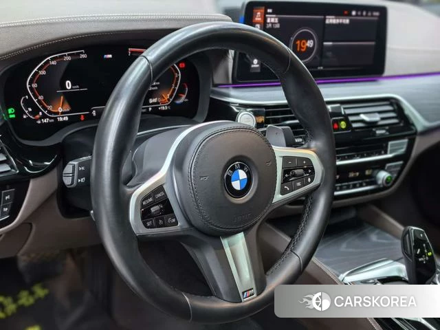BMW 5 series 2021 Черный из Китая, фото 5