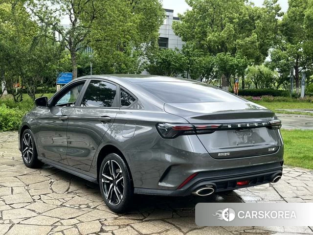 Geely Automobile Binrui 2025 Темно-серый из Китая, фото 5