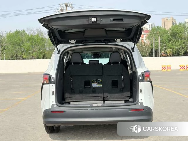 Toyota Saina 2024 Белый из Китая, фото 5