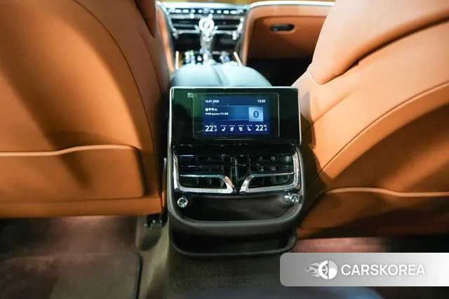 Bentley Flying Spur 3rd Generation 2022 Жемчужный цвет из Кореи, фото 5